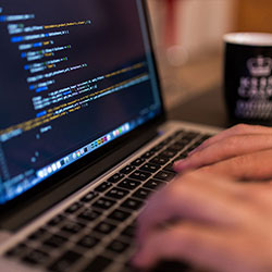 51视频网站的激情回响：情绪满溢的聊天记录引发新的讨论潮流